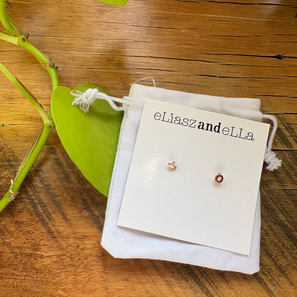 Brand new X and O Gold Earrings